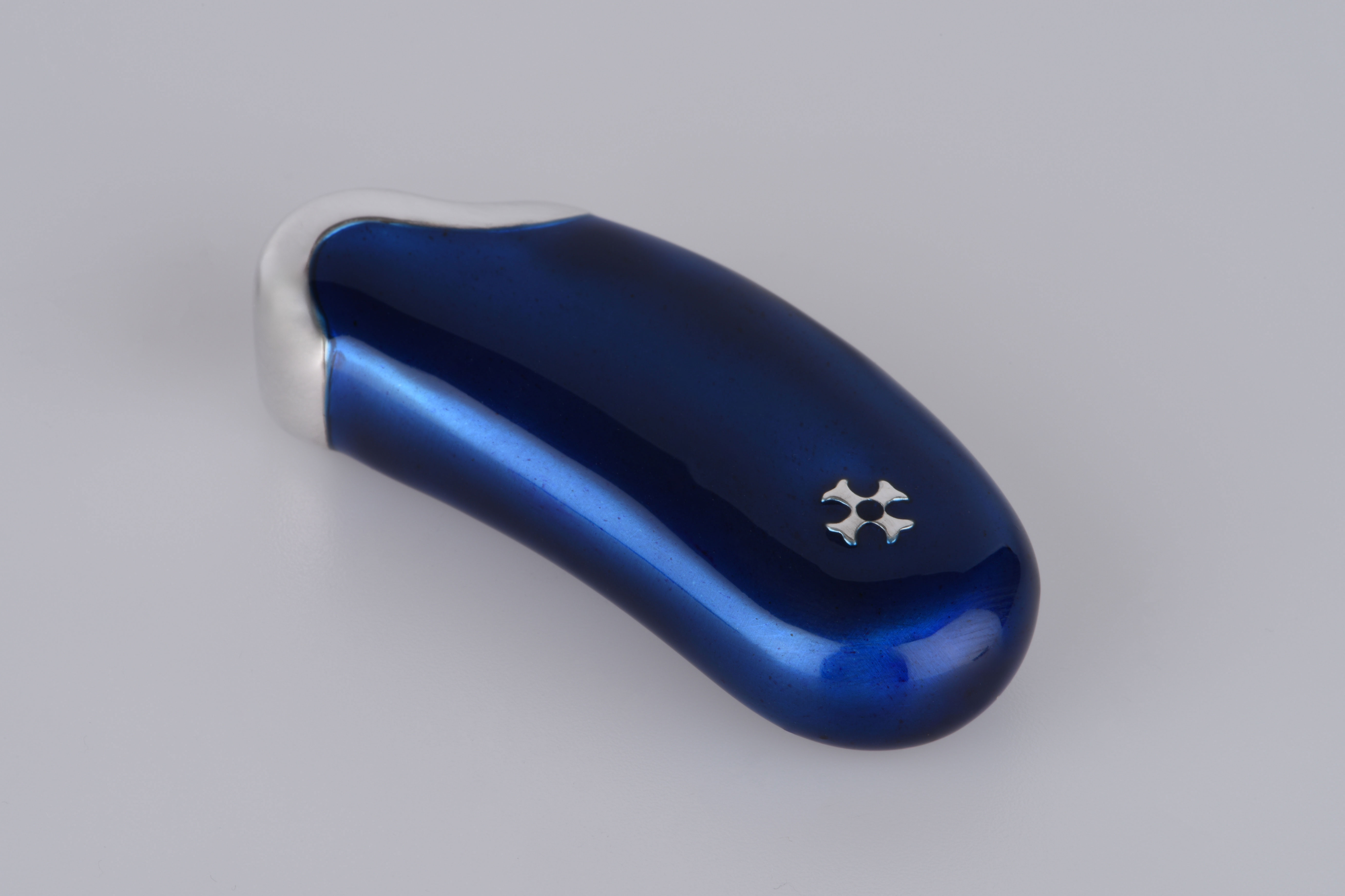 Sillem´s Mini BiC Hülle "Bohne" massive und schwere Ausführung- Sterling Silber Emaille Blau